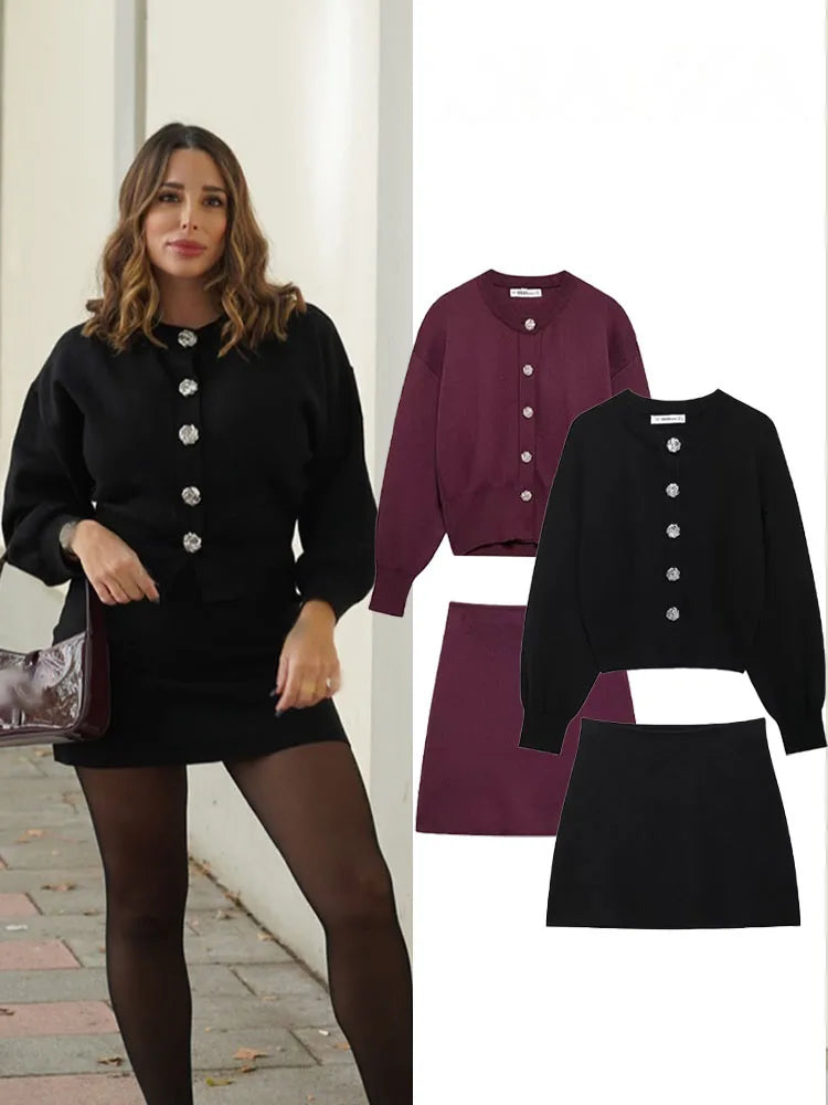 Zweiteiler Damen – Retro Strickjacke & Minirock im Slim Fit